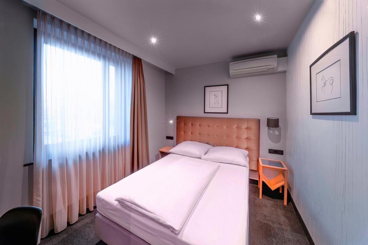 Cult Frankfurt 4* Fráncfort del Meno