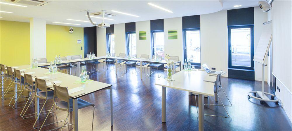 Cult Frankfurt Hotel