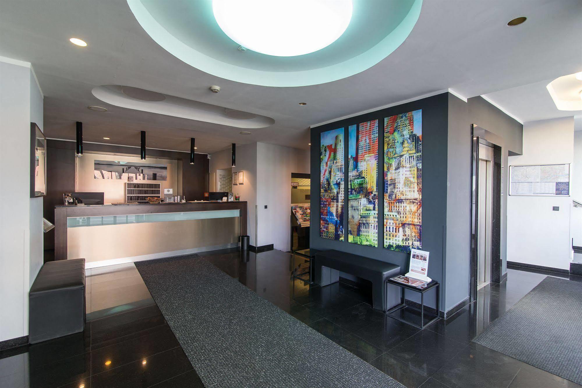 Cult Frankfurt Hotel