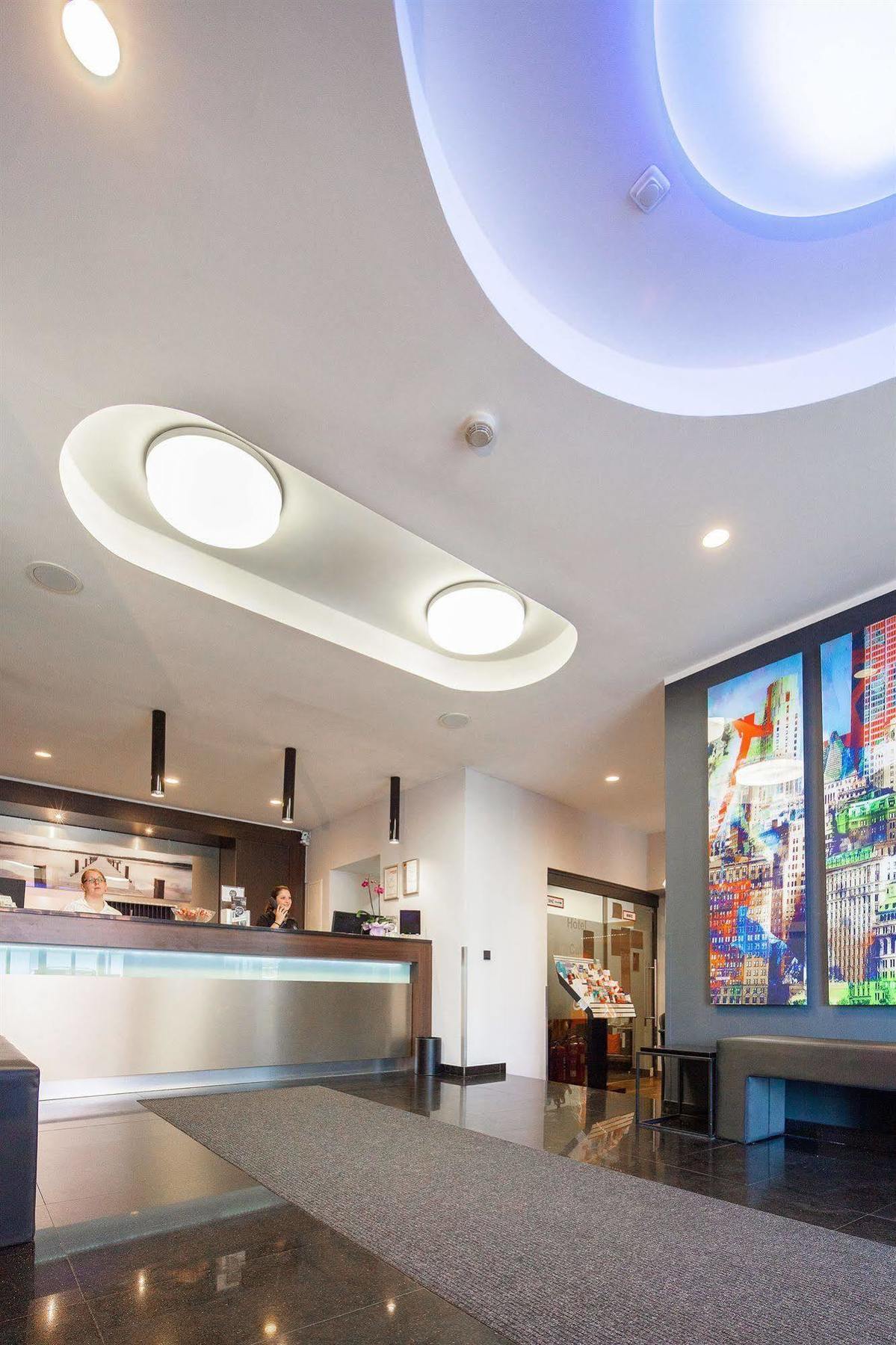 Cult Frankfurt 4*