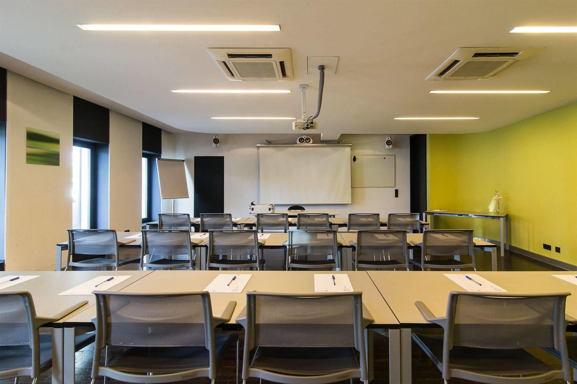 Cult Frankfurt 4*